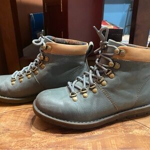 Born turquoise Boots